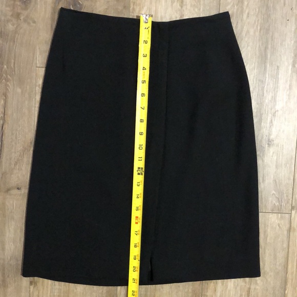 Authentic GIORGIO ARMANI Mini Pencil Skirt - Made in Italy - Picture 7 of 9